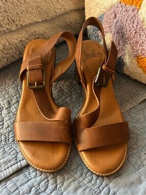 Summer Sandal Sale! Zodiac Strappy Leather Heeled Sandals
